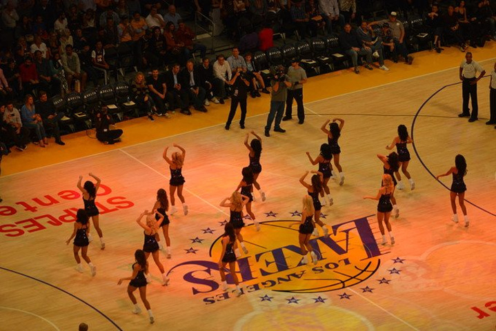 也许是外行 也许是外行