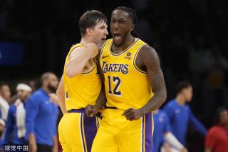 也在比赛中 也在比赛中